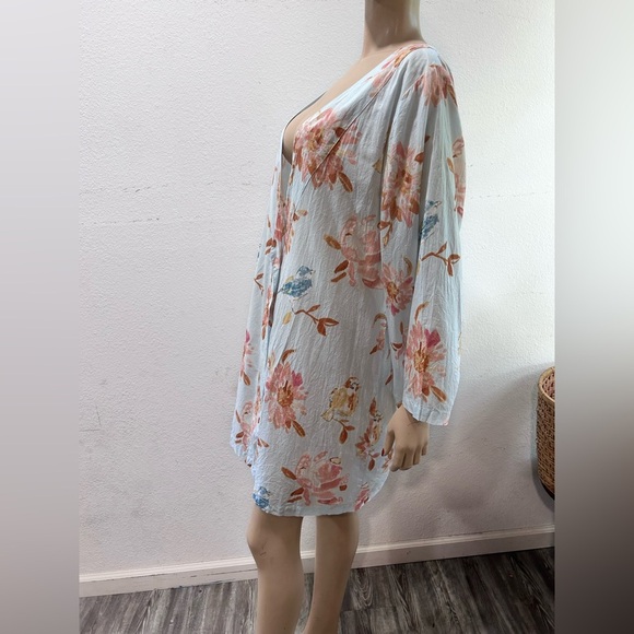 Plum pretty sugar Floral Print Kimono with Bird - Picture 14 of 16